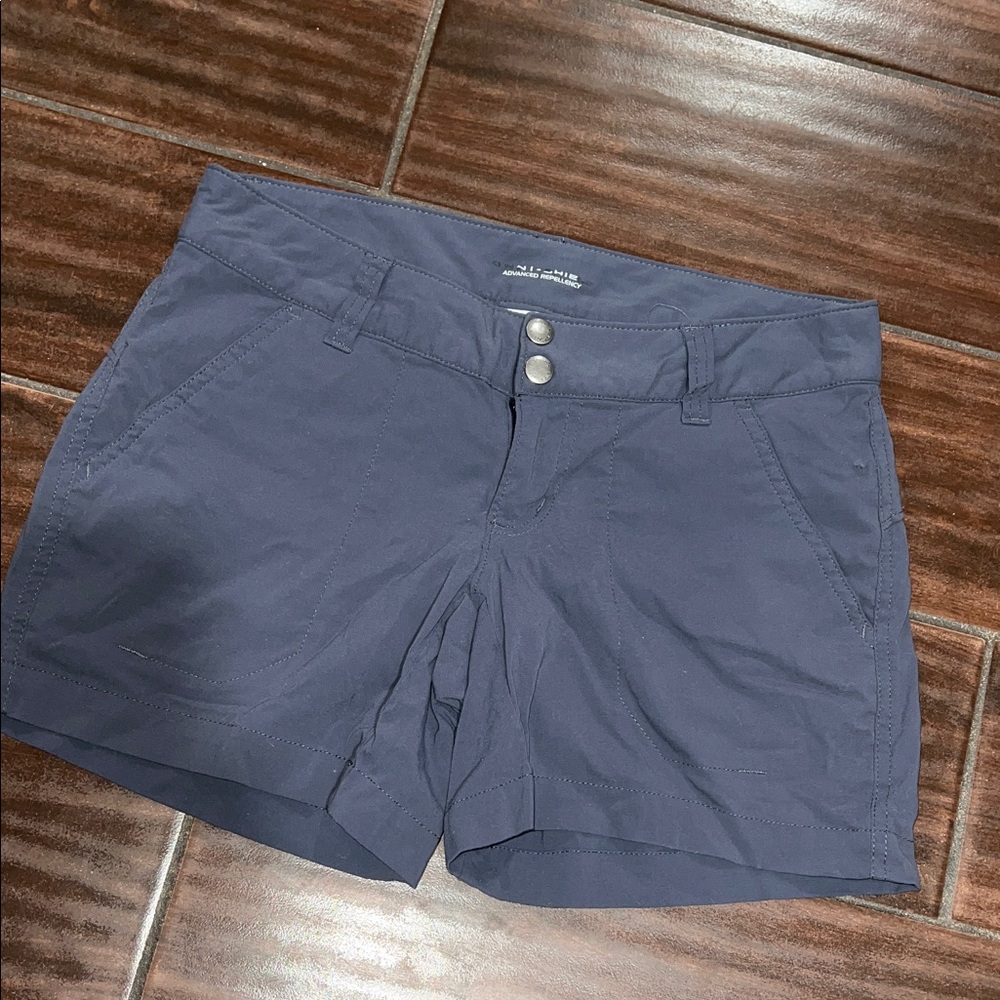 Columbia Women's Blue Gray Hiking Shorts